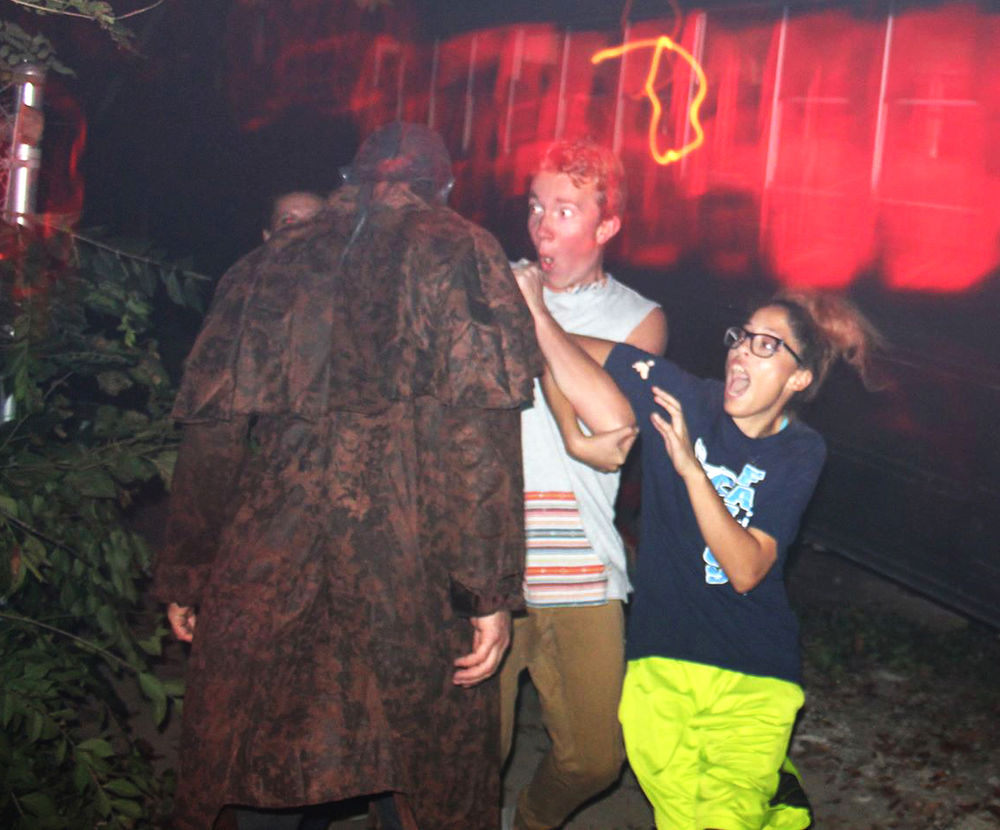 How To Survive A Haunted House Nightmare On Edgewood