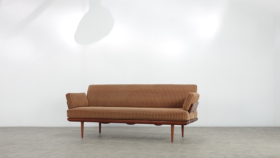 Miniaturbild: Teak Minerva Sofa by Peter Hvidt & Orla Mølgaard-Nielsen for France & Søn, 1965