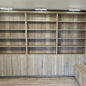 Halifax White Oak Lounge in Lancaster