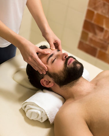 Photo (2)_edited.jpg