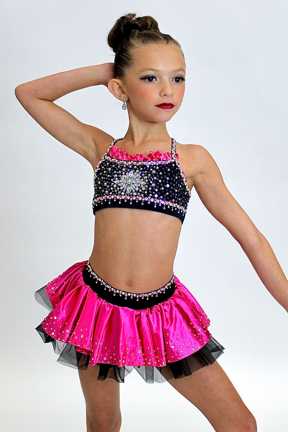 Thumbnail: MATERIAL GIRL