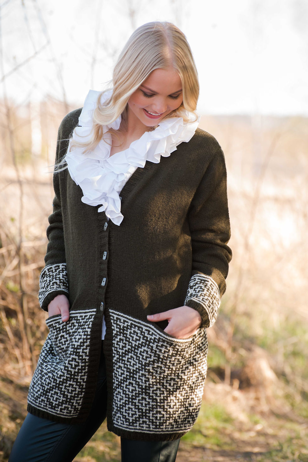 Thumbnail: Hillesvåg, KRISSKROSS - long jacket with pockets in Ash