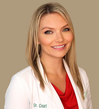 Kelsie Court - Headshot #1.png