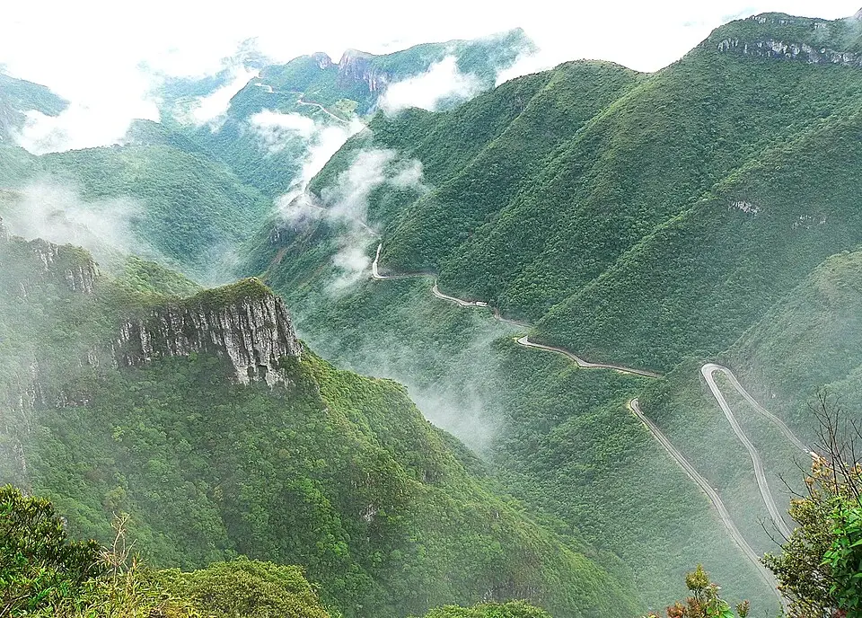 estrada Serra do rio do rasto vista de cima