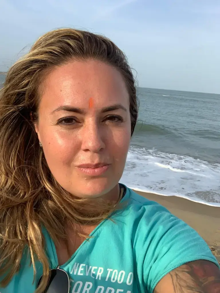 Marga Linares. Yoga y meditaciones.