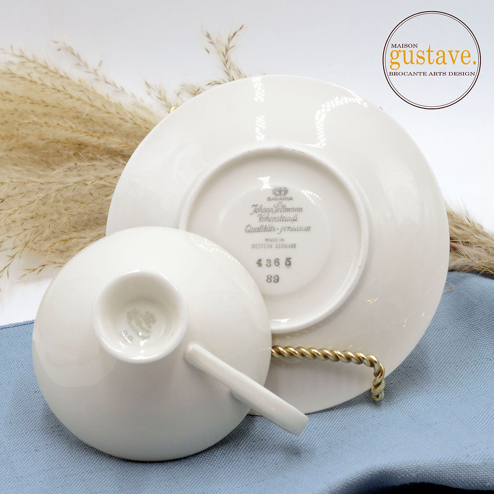 Miniature : Tasse Bavaria Johann Seltmann Vohenstrauss en porcelaine