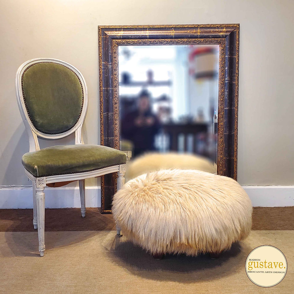 Ottoman | Repose-pieds en bois et peau naturelle
