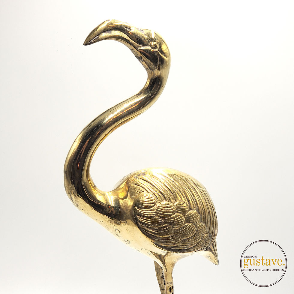 Thumbnail: Grands flamants roses en laiton