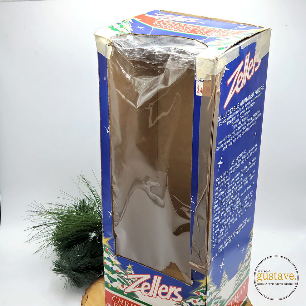 Miniature : Mère-Noël animée avec sa bougie lumineuse | Zellers