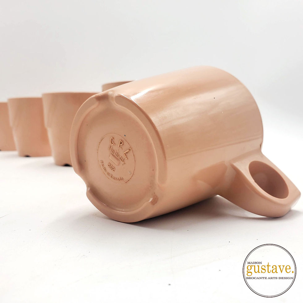 Miniature : Vaisselle Melmac rose saumon