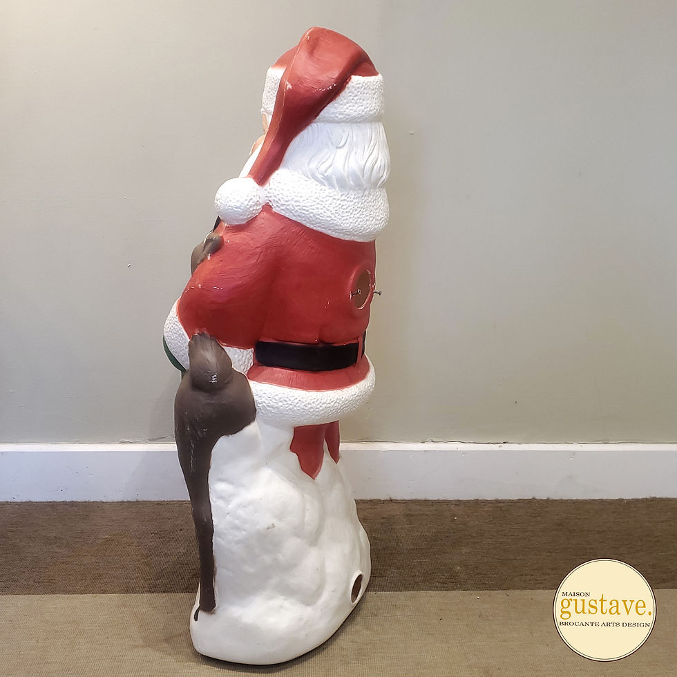 Thumbnail: Père-Noël avec son renne | Blow mold intérieur extérieur