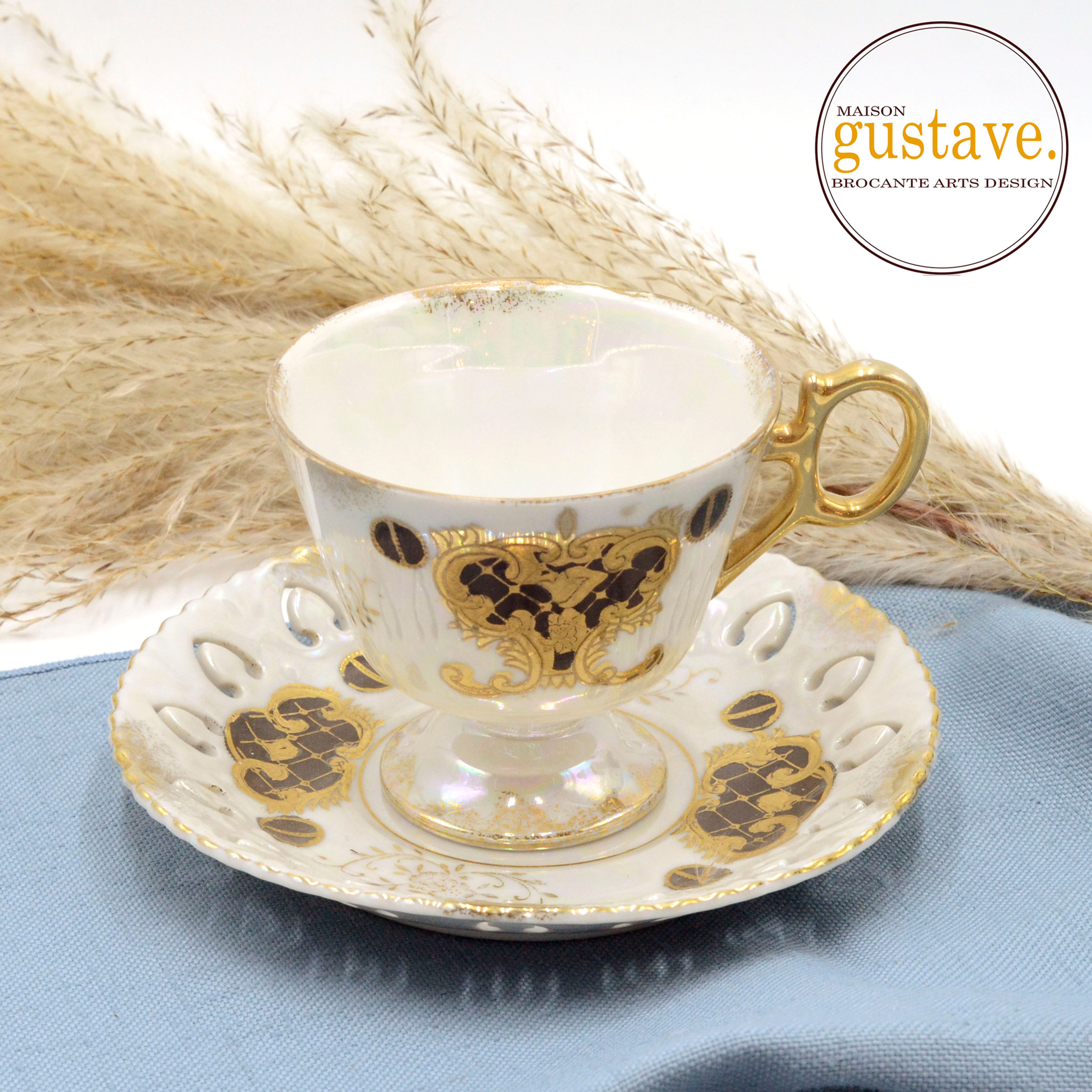 Tasse de porcelaine, Japon