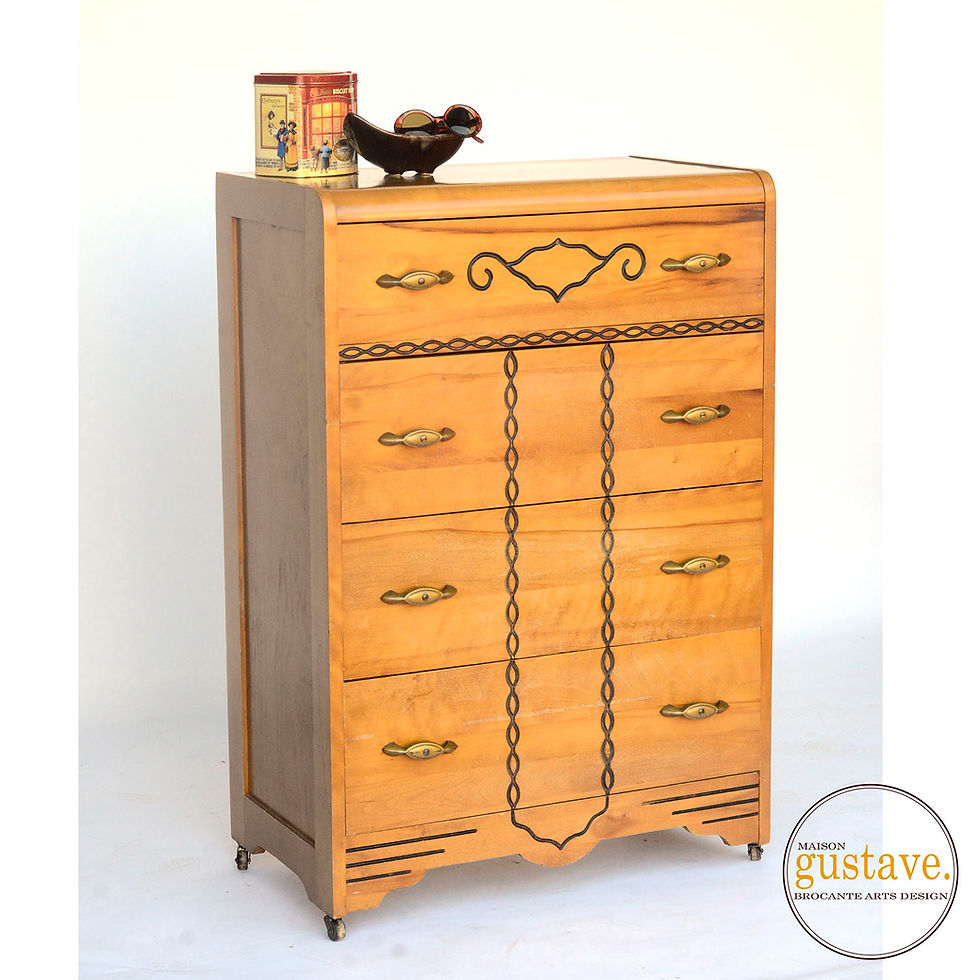 Thumbnail: Commode Art déco 4 tiroirs