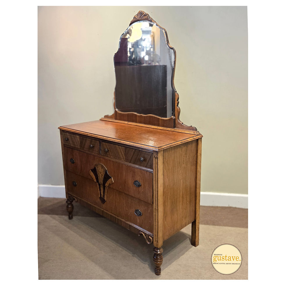 Commode en bois antique avec miroir
