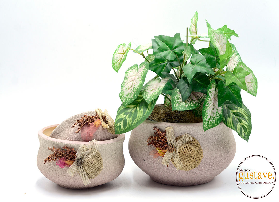 Trio de cache-pots roses c. 1980