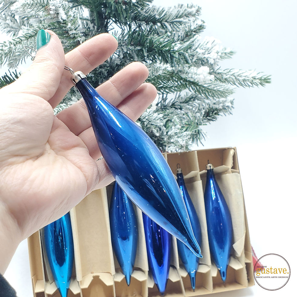 Miniature : Ornements bleus en verre teardrop