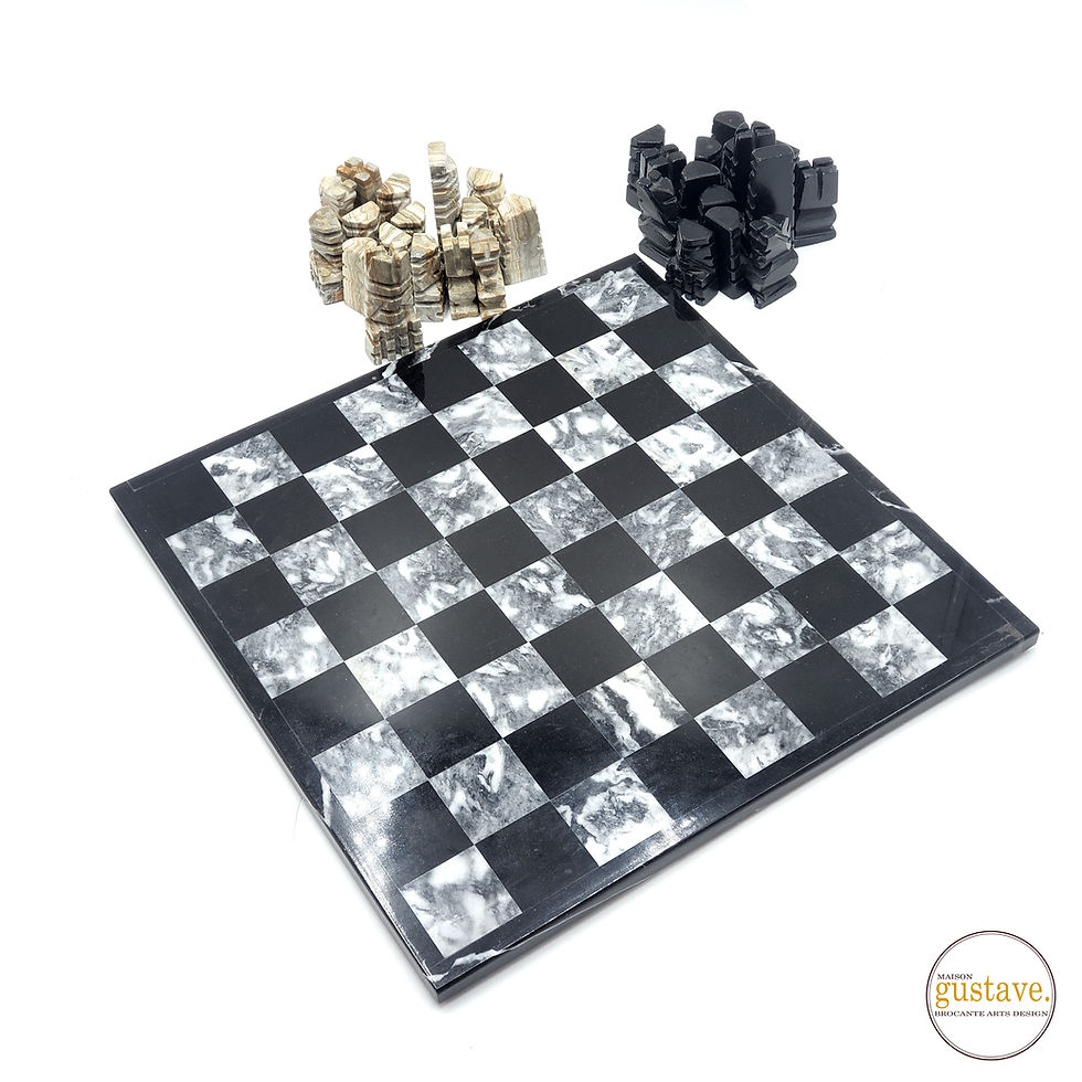 Miniature : Jeu d'échecs en pierre