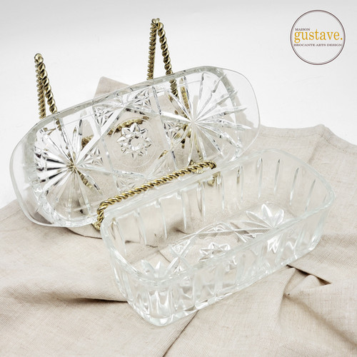 Beurrier en verre avec couvercle en bambou et couteau, fermeture Beurrier en verre avec couvercle en bambou et couteau, fermeture