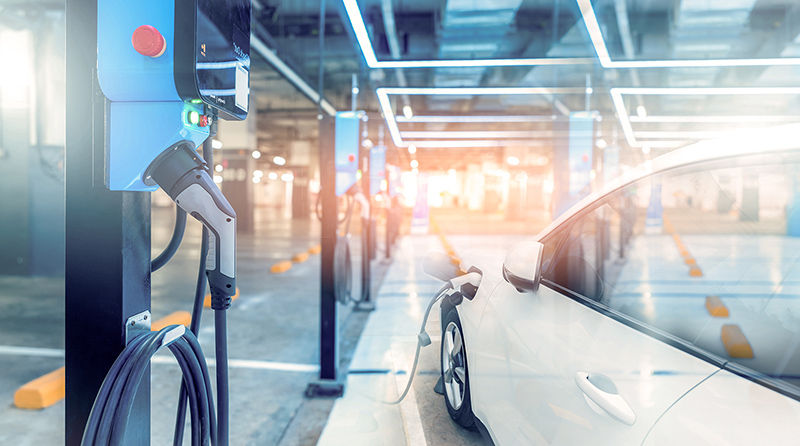 Industrial robot arm by GATE member AAT automating airport processes