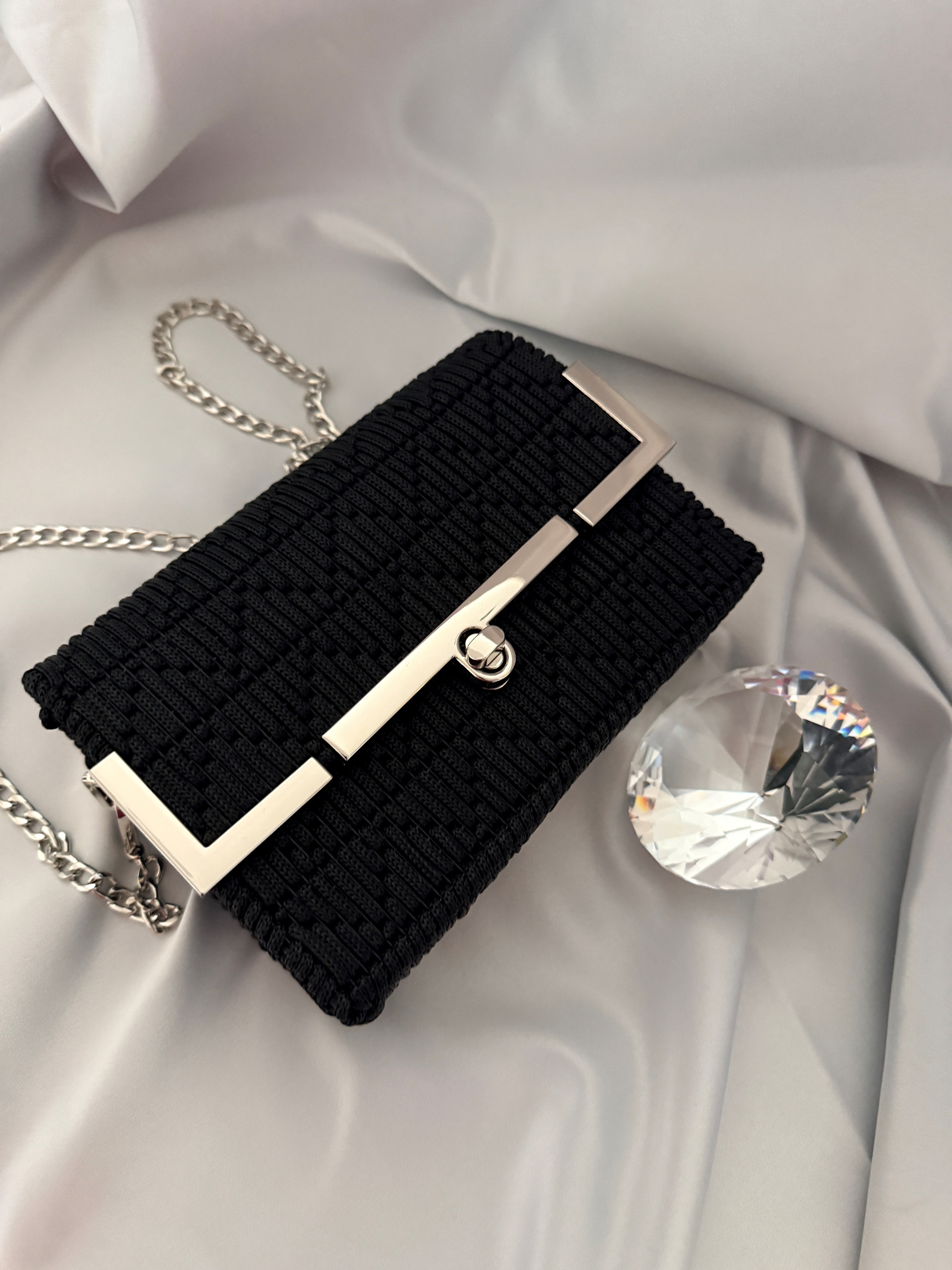 Crossbody 2