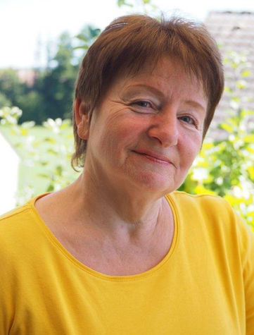 Monika_Helgert_2_kleine_Auflösung.jpg