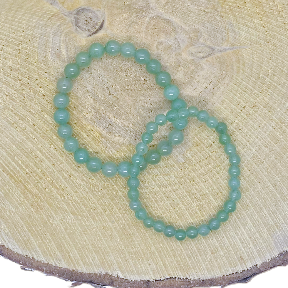 Nat'Créa - Ajoutez une touche de fraîcheur à votre style avec nos bracelets en aventurine verte, symboles de chance