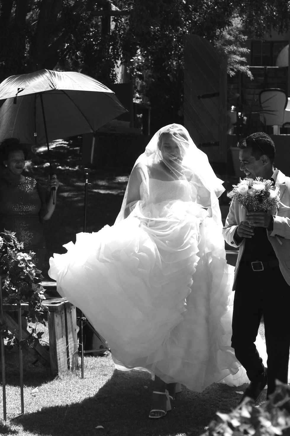 Here comes the bride !