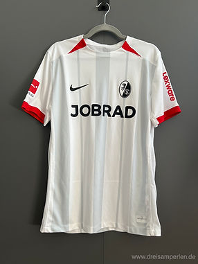 SC_Freiburg_Trikot_2024_25_010.jpeg