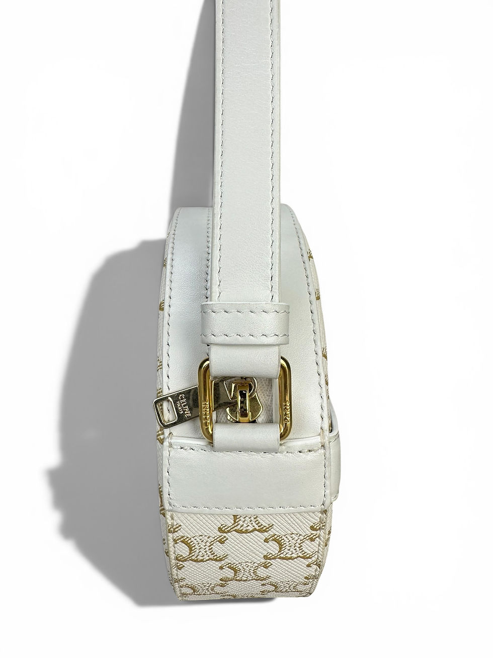 Thumbnail: Celine Round Purse - DOL2291