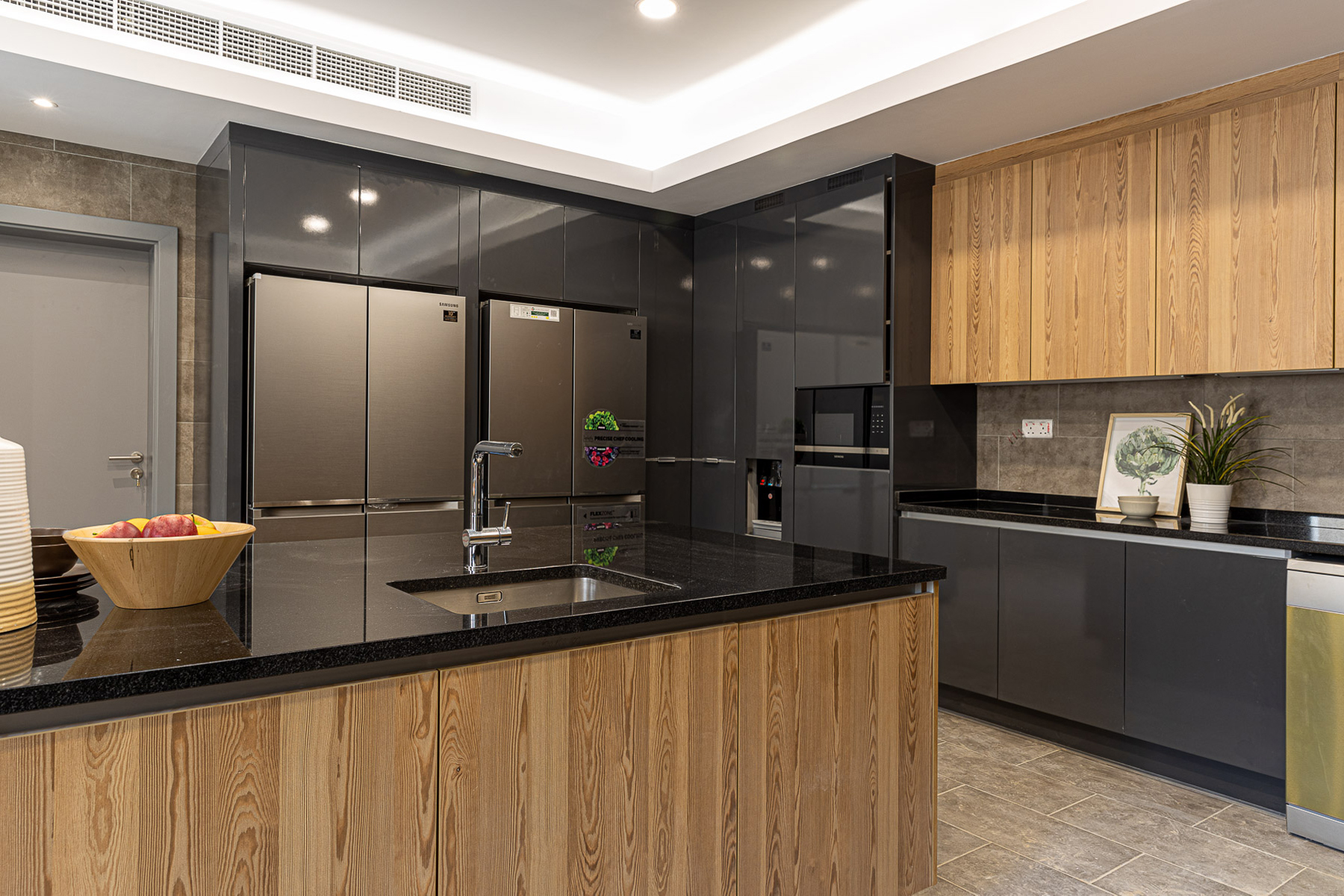 Dubai Luxury Kitchen Kitchen Interior Design Company In Dubai | Pine
