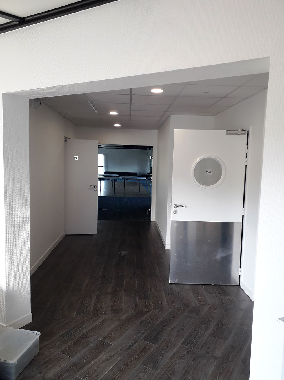 SAS d'entrée AVANT