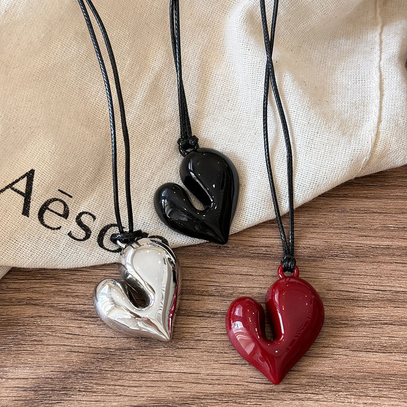 Thumbnail: LATS Red Heart Pendant Necklace Vintage 80s Aesthetic Love Inspired Choker New F