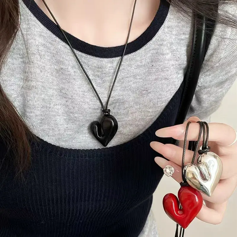 Thumbnail: LATS Red Heart Pendant Necklace Vintage 80s Aesthetic Love Inspired Choker New F