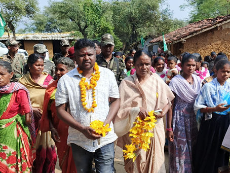 बेटे को विधायक बनाने के लिए खूब पसीना बहा रही सिंहभूम की सांसद