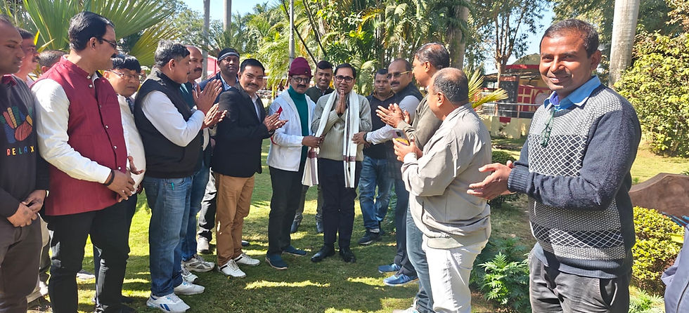 रेलवे में 2026 बनेगा ‘पदोन्नति का वर्ष’, कैडर पुनर्गठन पर NFIR की अहम बैठक, मेंस कांग्रेस ने DRM से मुलाक़ात कर की ट्रेक मेंटेनर्स के सुरक्षा की मां