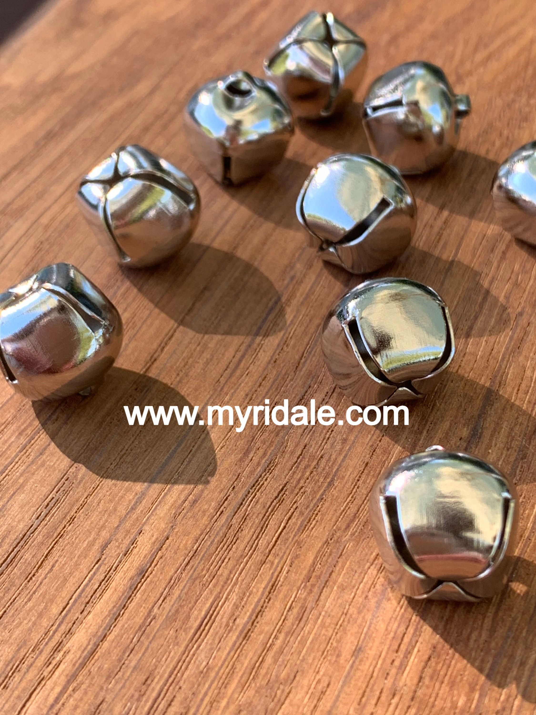 Quality metal bells Pk of 10, Silver colour 15mm Sleigh Jingle Christmas bells