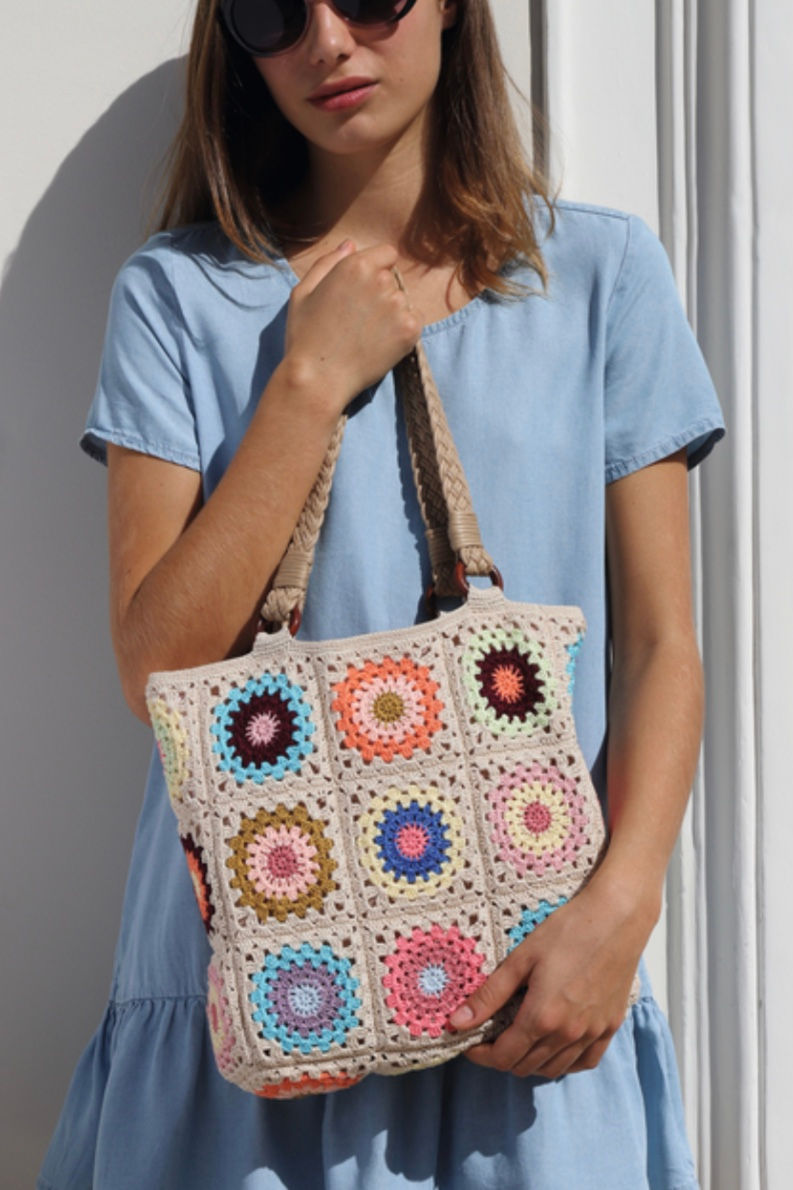 Thumbnail: Anchor crochet booklet: Bohème Chic 16 accessories patterns
