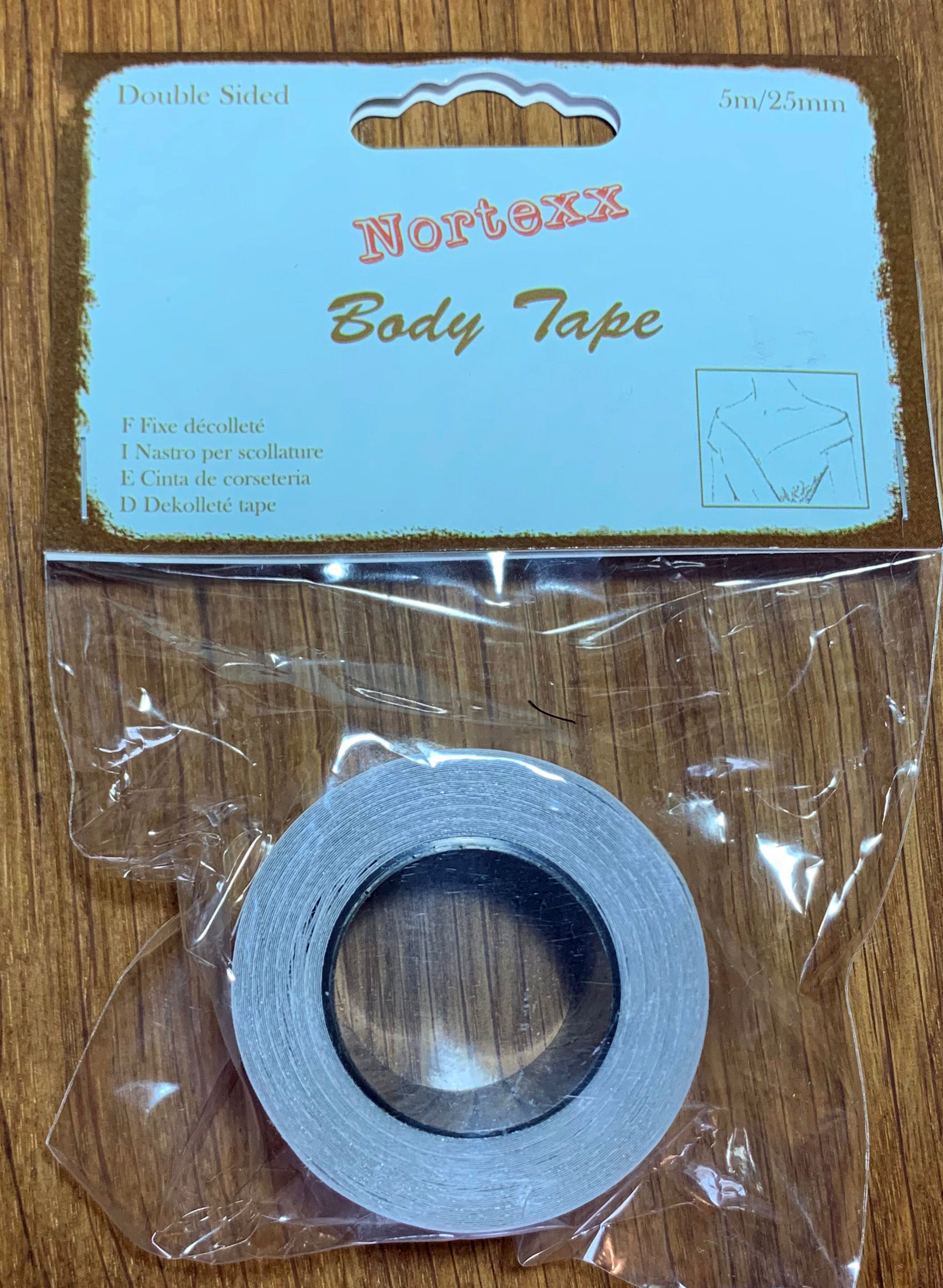 Body tape 5m x 25mm, hypoallergenic, secures evening wear etc