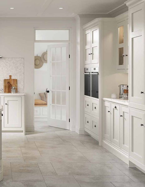 White Shaker kitchen cabinets and appliances