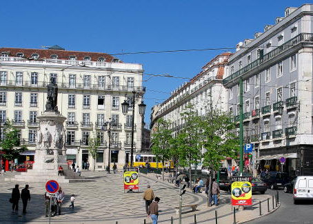 Travel Back in Time: Discovering Lisbon's Hidden Gems in its Historic Neighborhoods