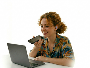 SUA VOZ NA LATINA HITS: ouvintes agora podem enviar áudios direto pelo site da rádio