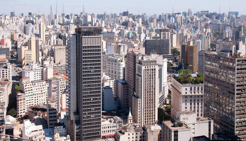 Audiência de São Paulo dispara e já representa metade dos ouvintes da Latina Hits