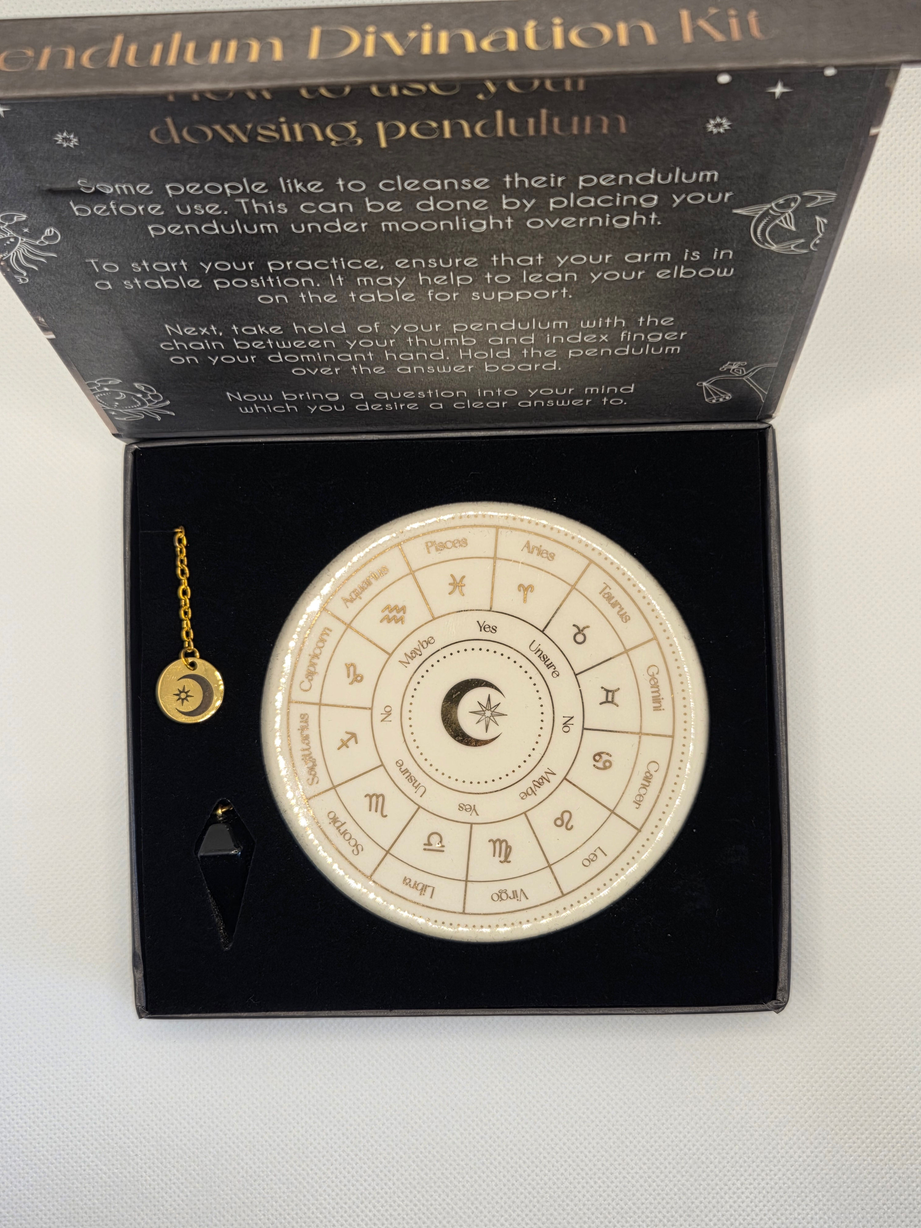 Pendulum divination kit