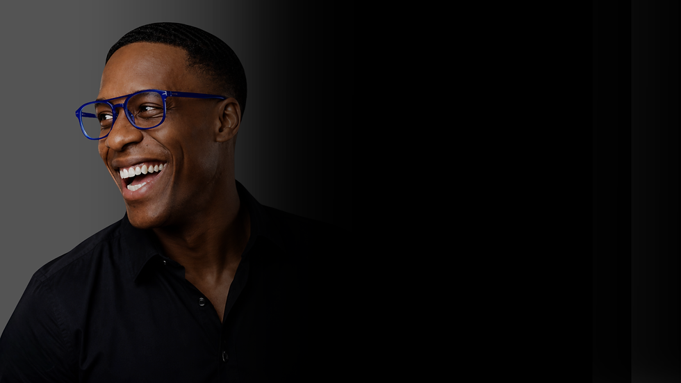 Canadian-Keynote-Speaker-Daniel-Lewis.png