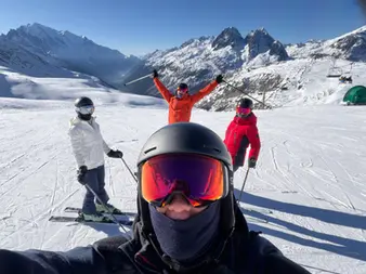 Adult children enjoy skiing with ageing parents — family wealth management Sydney