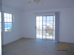 HAM011 master bedroom