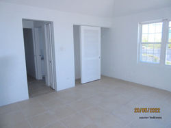 HAM011 master bedroom (3)