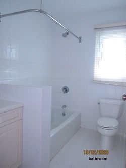 SMI020 bathroom