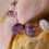 Miniature : détail d'un collier artisanal améthyste et quartz rose
