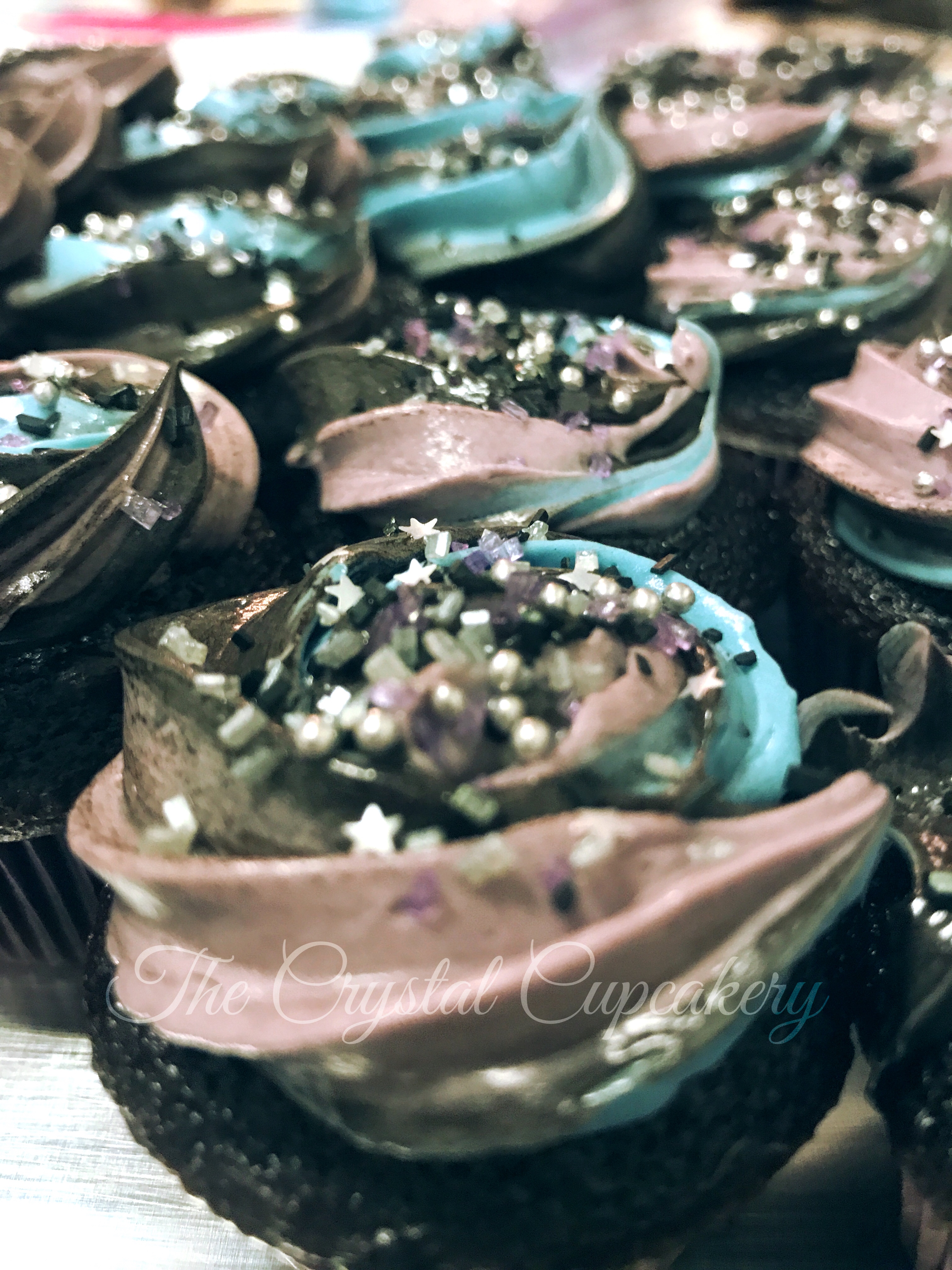 Dark Chocolate Galaxy Cupcakes